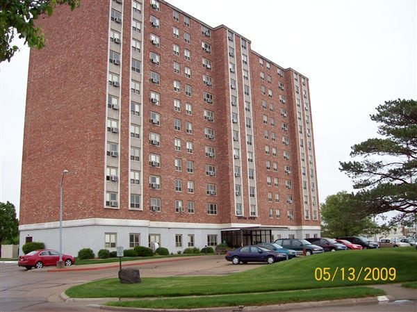Primary Photo - 2510 N Clarkson St