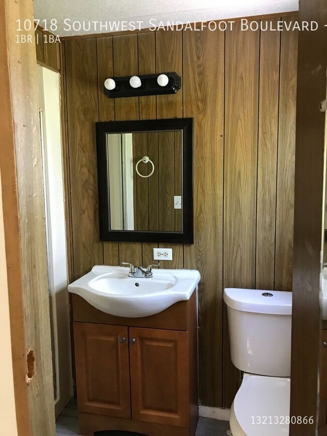Photo - 10718 SW Sandalfoot Blvd Apartment