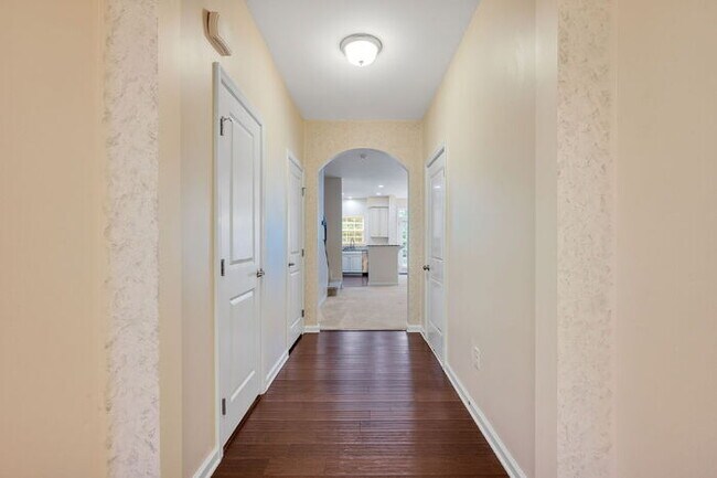 Foto del edificio - 3 Bedroom Townhome in Mechanicsville – $2,400/mo