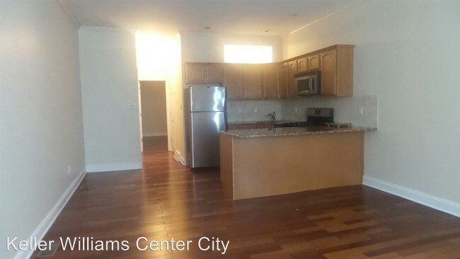 Building Photo - 907 S 12TH St