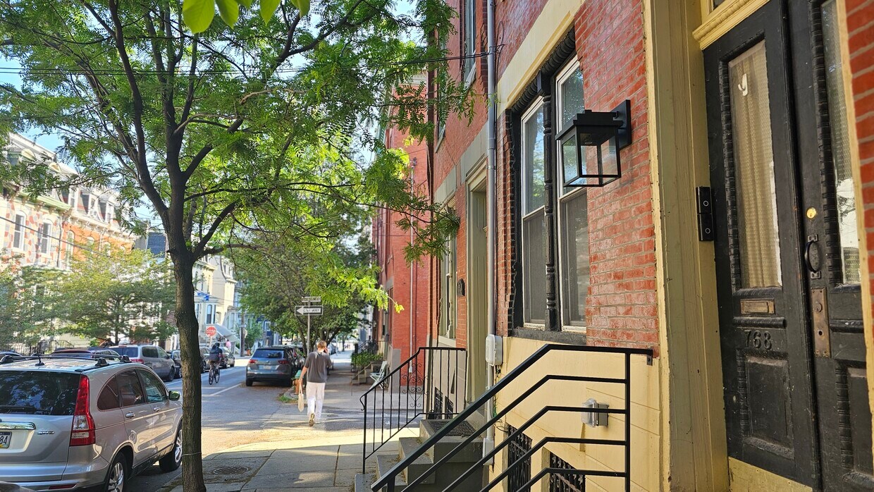 Building Photo - 768 N 26th St