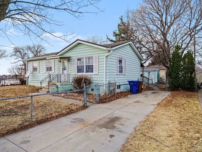 Foto del edificio - Bellevue 3 bedroom house for rent