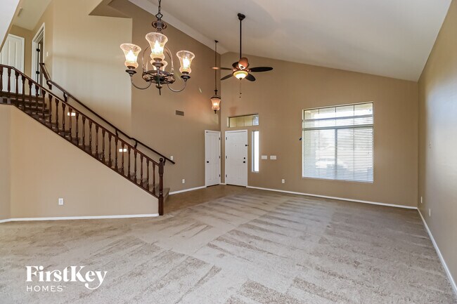 Building Photo - 2403 W Quick Draw Way