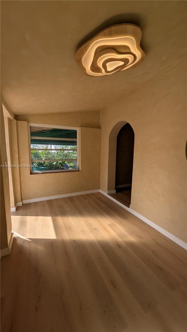 Foto del edificio - 1431 NW 26th St