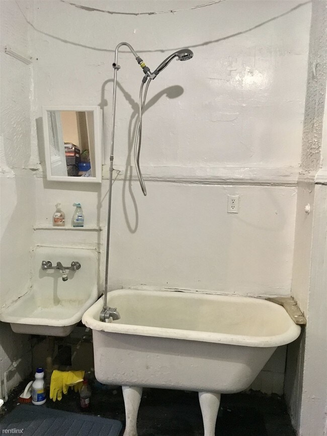 Foto del edificio - 173 E 99th St