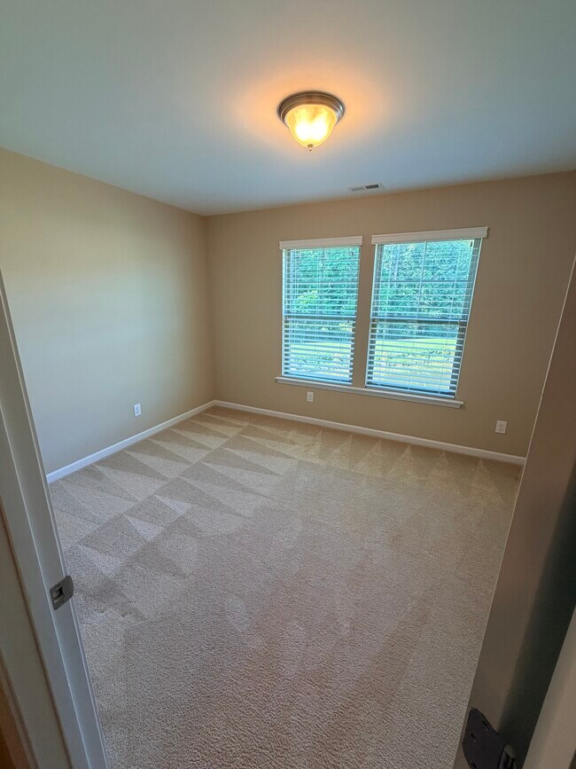 Foto del edificio - 1122 Midtowne Way