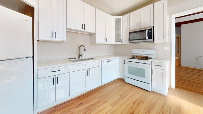 Photo - 12 Lyman St. #1 House
