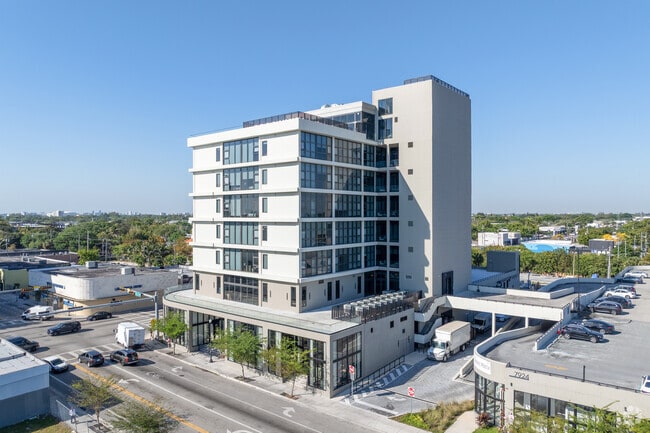 Building Photo - The 7924