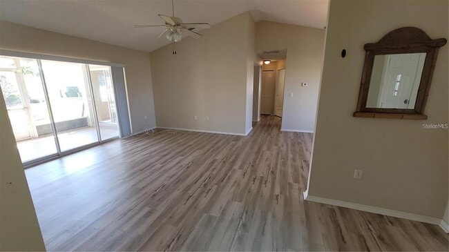 Foto del edificio - 5847 Buchanan Rd