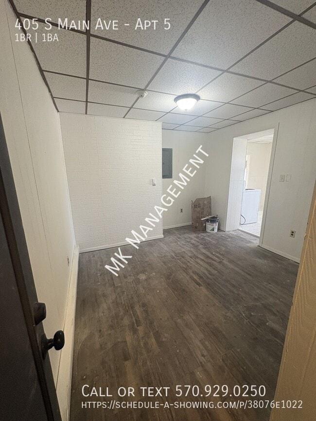 Building Photo - 405 S Main Ave