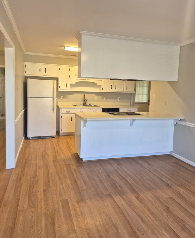 Foto del edificio - 341 Sawgrass Dr