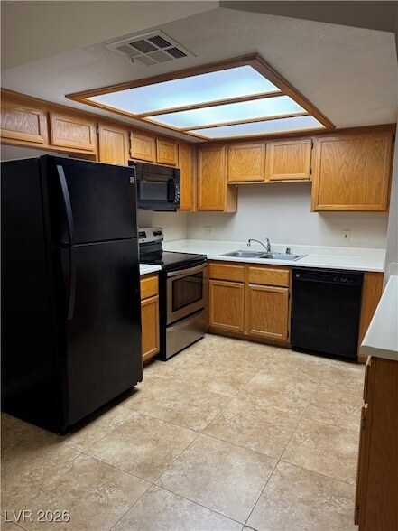 Building Photo - 304 S Buffalo Dr