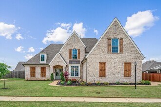 Building Photo - 6585 Cataloochee Ln
