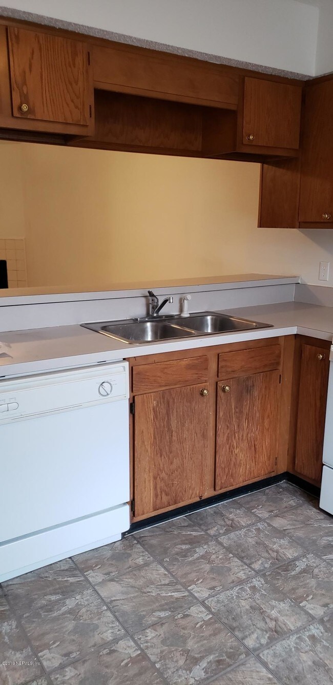 4643 Barnes Rd S, Jacksonville, FL 32207 House Rental in Jacksonville