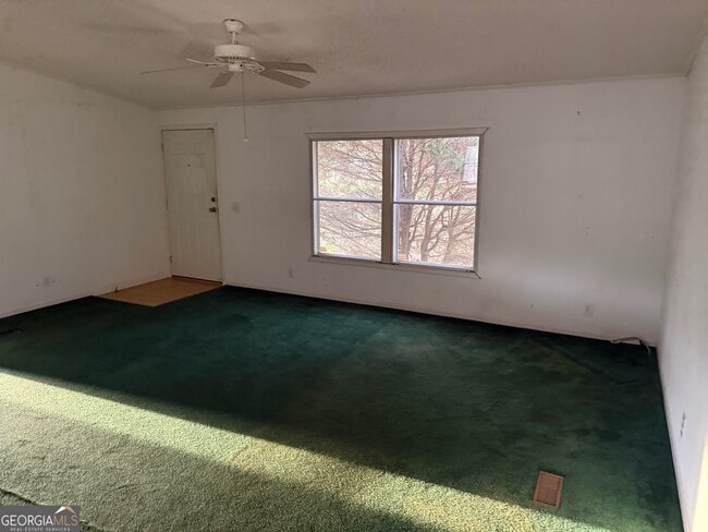 Building Photo - 415 McIntosh Trail