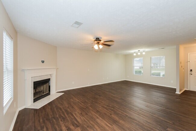 Foto del edificio - 2653 Sutherland Dr