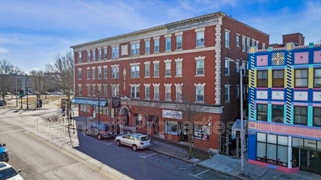 Building Photo - 116 Lafayette St
