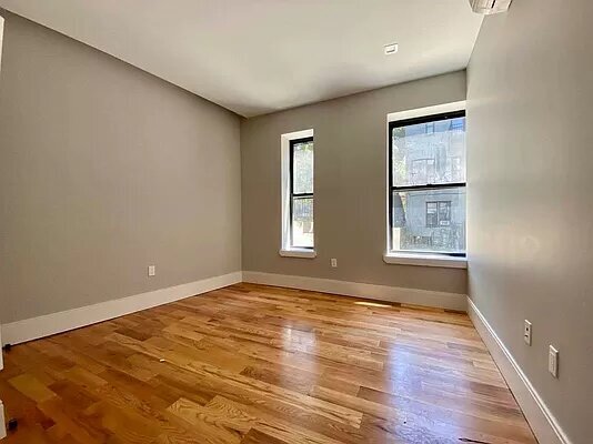 Building Photo - 277 Halsey St