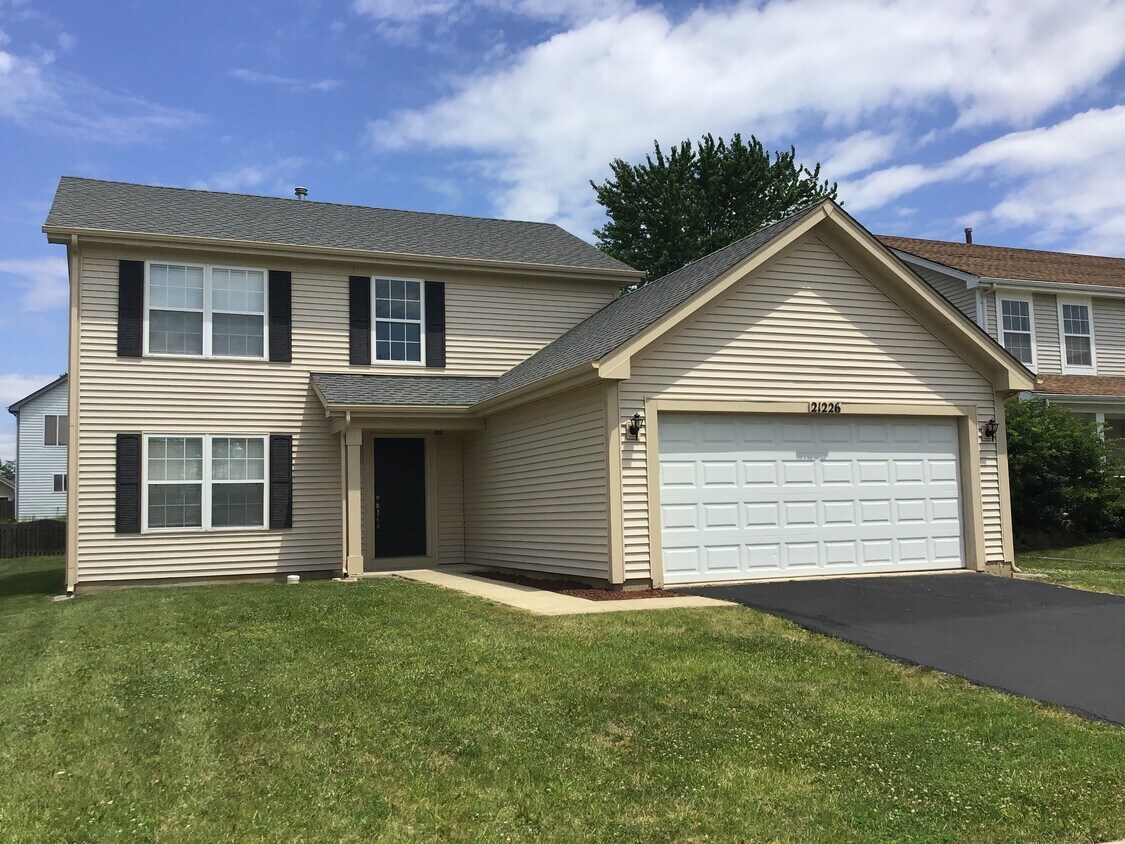 Primary Photo - 21226 W Covington Drive