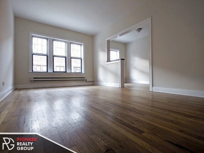 Foto del edificio - 624 W Cornelia Ave