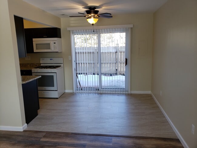Building Photo - 41173 S Woodbury Green Dr
