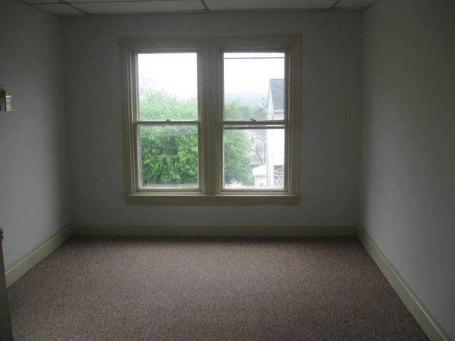 Building Photo - 40 2nd St