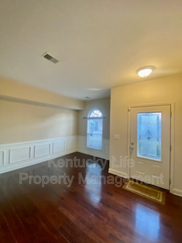Building Photo - 3401 Scottish Trace