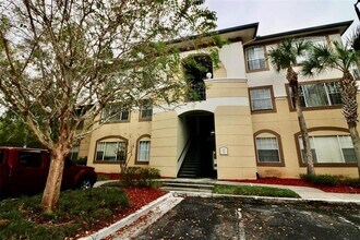 Building Photo - 17101 Carrington Park Dr