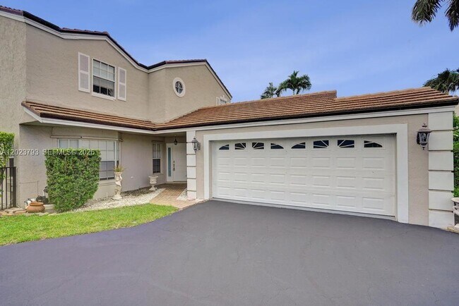 Foto del edificio - 21461 Sawmill Ct