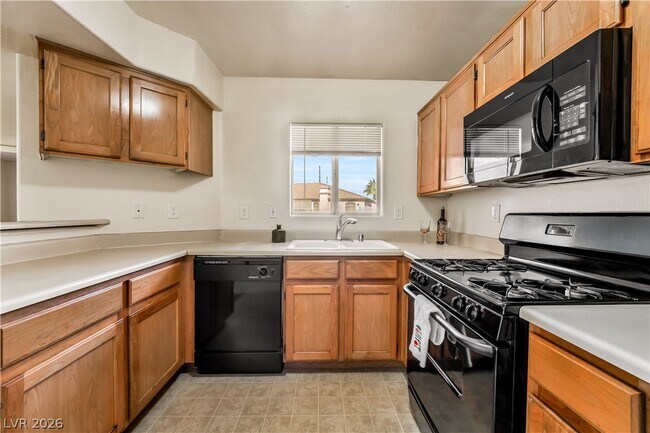 Building Photo - 4555 E Sahara Ave