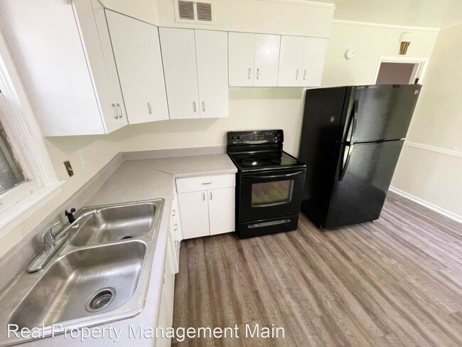 Foto del edificio - 2 br, 1 bath House - 15891 Stout