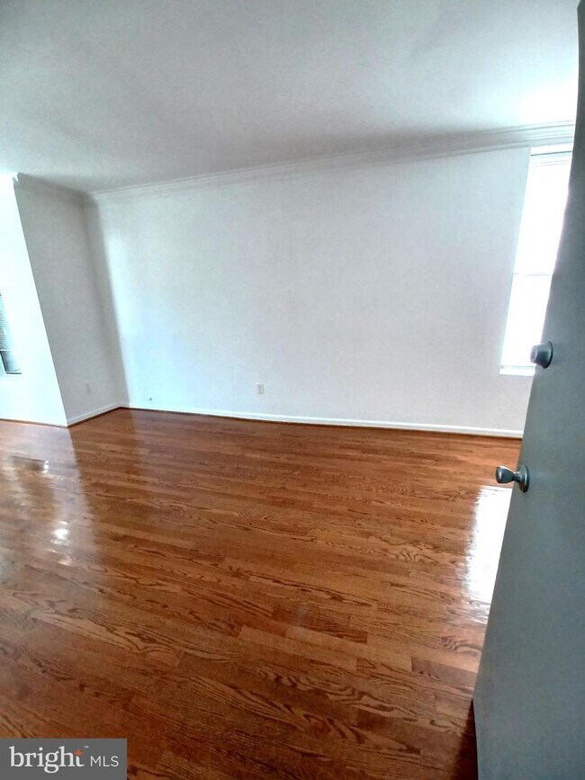 Building Photo - 2514 13th St NW