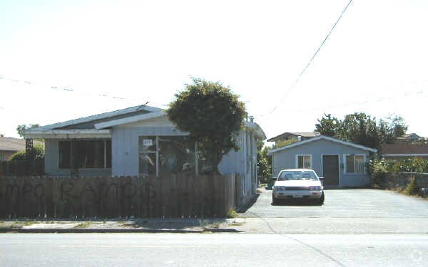Foto del edificio - 24255 Silva Ave
