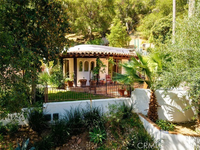 Foto principal - 3539 Canon Dr