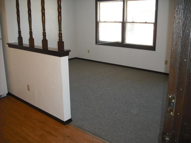 Building Photo - 2116 Harold St