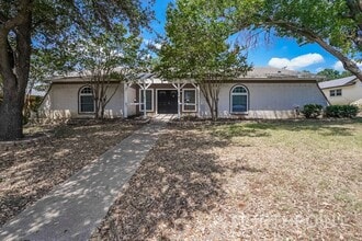 Building Photo - 1505 Wade Dr