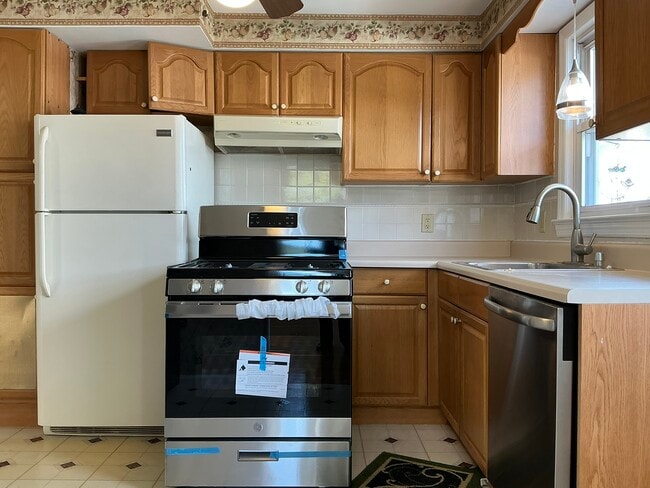 Foto del edificio - 2848 N Stiles St