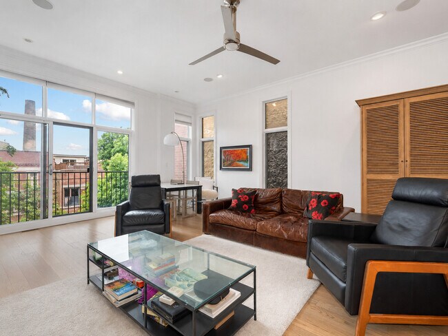 Foto del edificio - 1113 N Hermitage Ave