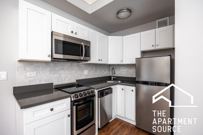 Foto del edificio - 640 W Wrightwood Ave