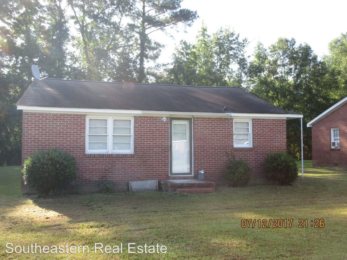 Primary Photo - 214 Pine St