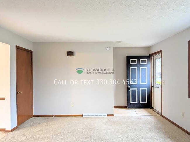 Foto del edificio - 1752 Bunyan Cir NW