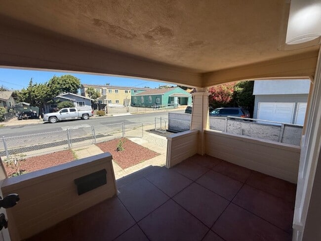 Foto del edificio - 721 Third St