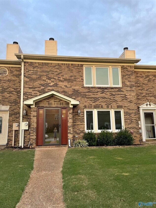 136 Michli Rd, Madison, AL 35758 Townhome Rentals in Madison AL