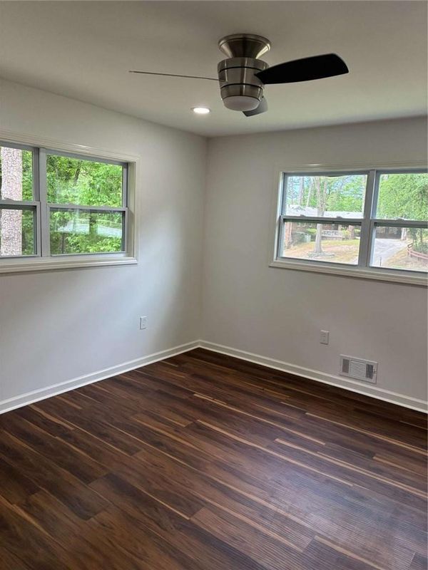 Foto del edificio - 2948 Keats Dr SW