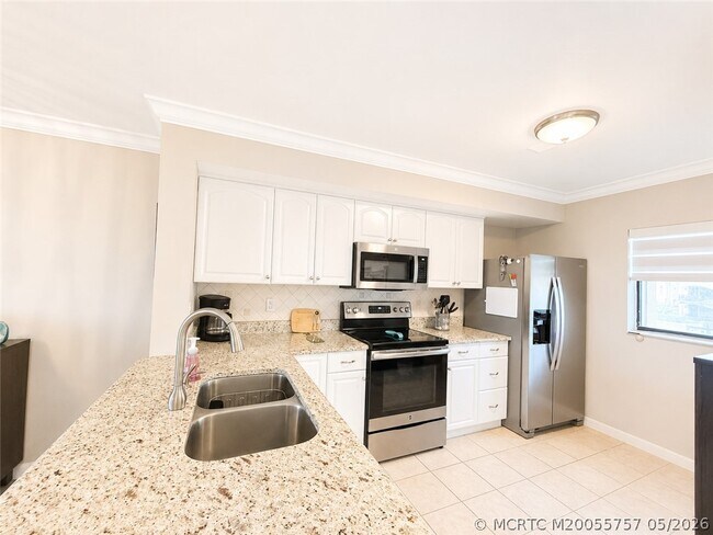 Foto del edificio - 7430 S Ocean Dr