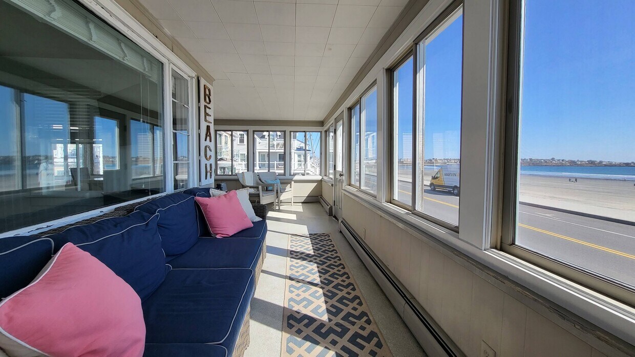 Foto principal - 203 Long Beach Ave