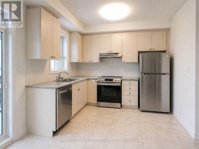 Building Photo - 90 Imperial College Ln