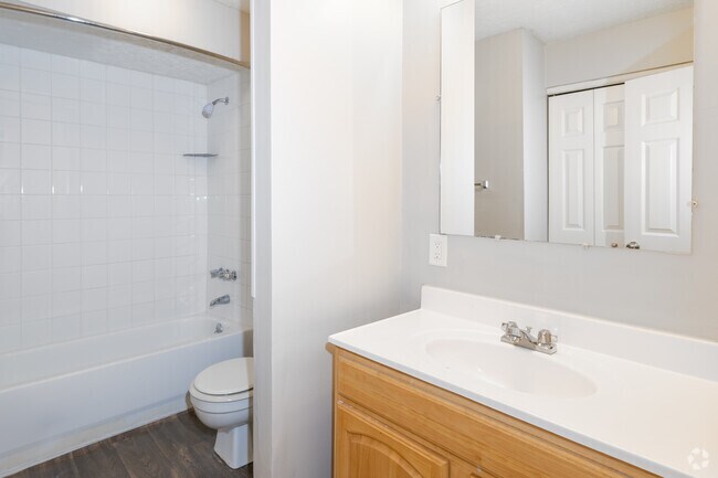 1BR, 1BA -  865SF Bathroom - Newberry Parc