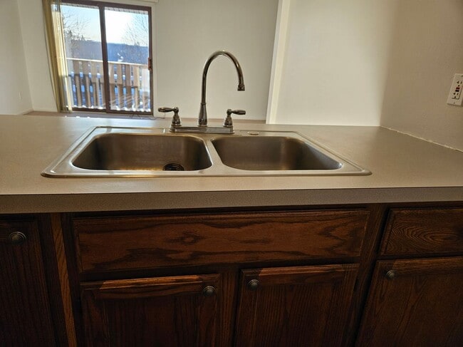 Building Photo - 8709 Candlewood Trail