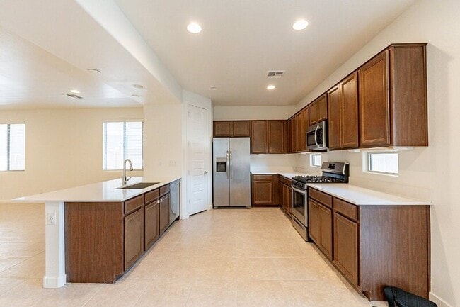 Photo - 3742 S 64th Dr House